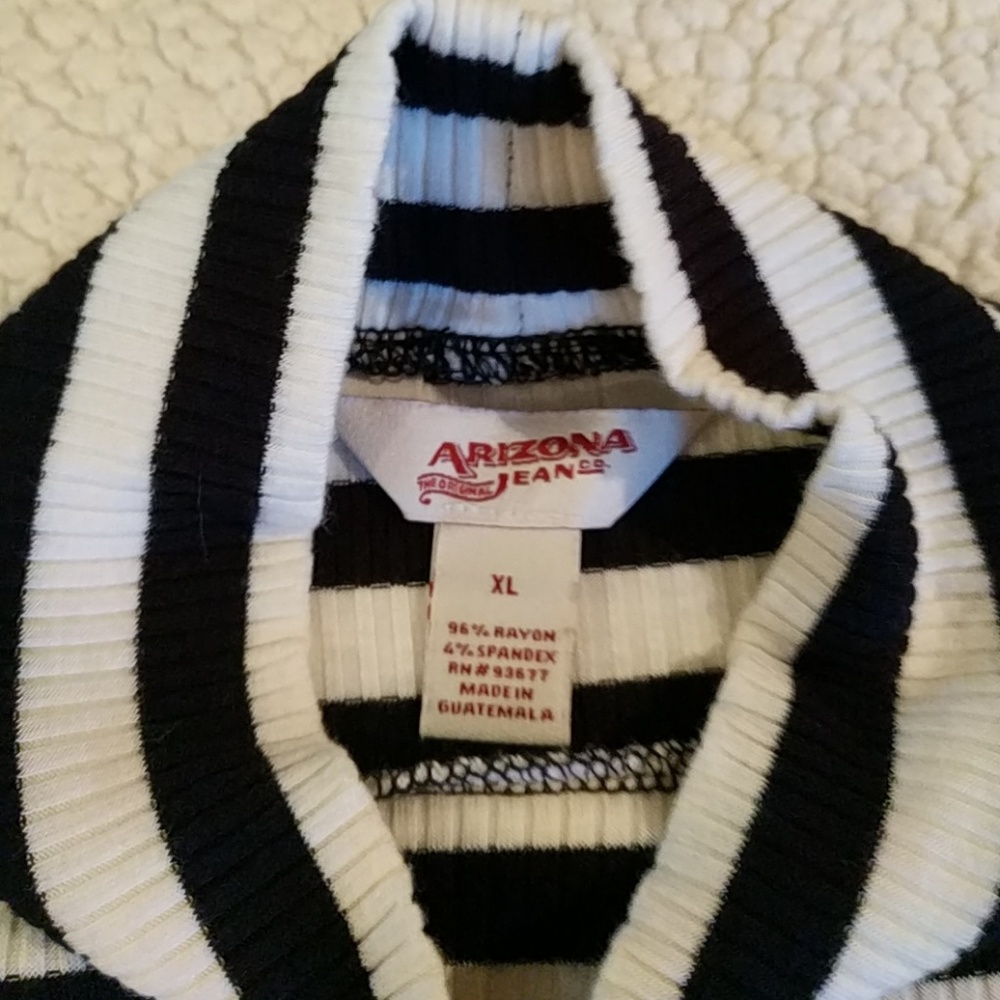 Arizona Jean Company long sleeve top - Picture 2 of 3
